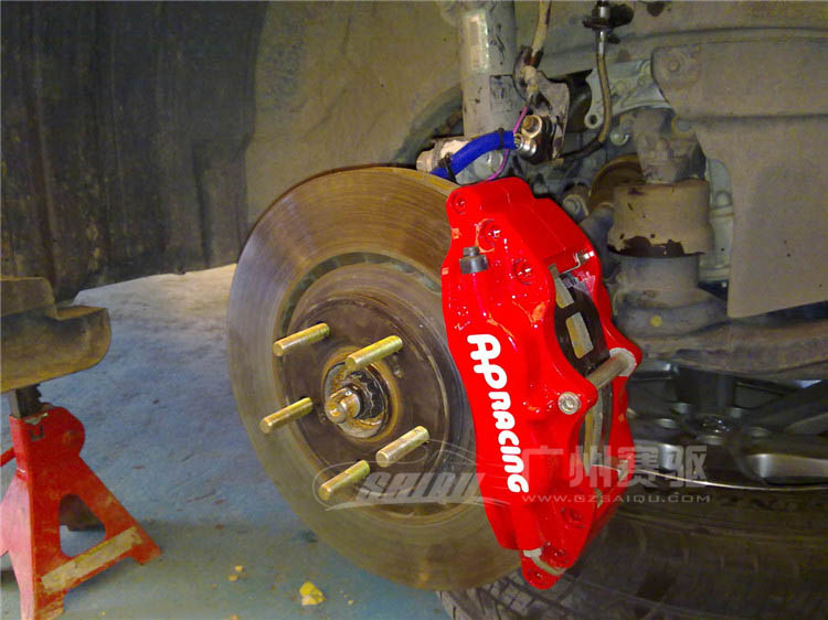汉兰达刹车升级改装AP5200红色刹车鲍鱼 刹车卡钳