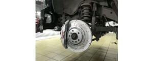 奔驰巴博斯 G55AMG升级brembo刹车